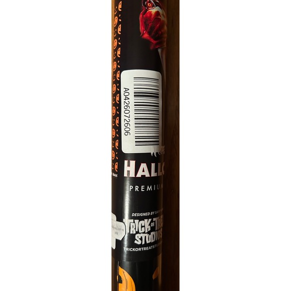 NEW Trick Or Treat Studios Halloween Michael Myers Gift Wrap - Picture 3 of 4
